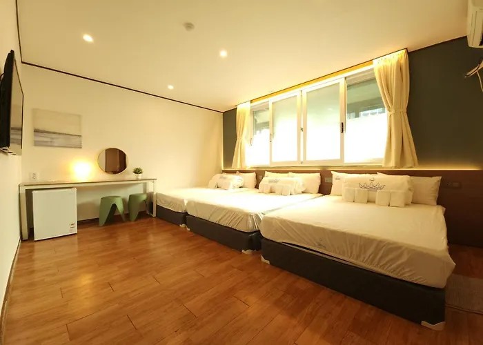 Hostel Oyo Myeongdong 5 *