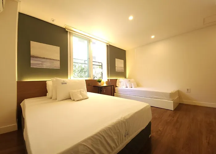 Oyo Myeongdong 5 Hostel