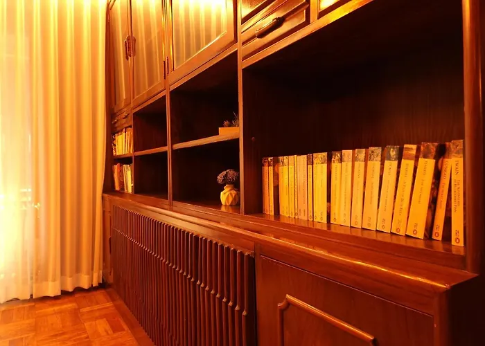 Hostel Oyo Myeongdong 5 *