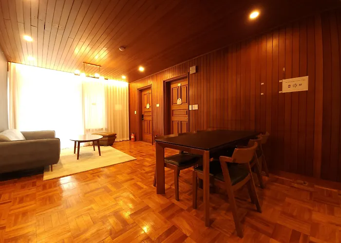 Oyo Myeongdong 5 * Seul