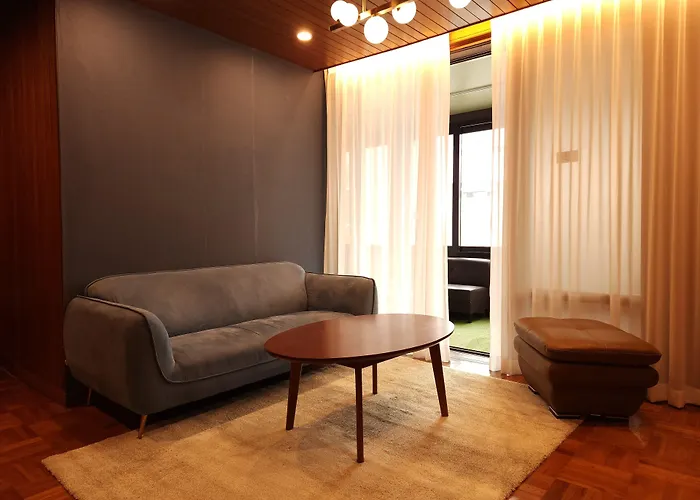 Oyo Myeongdong 5 Hostel *