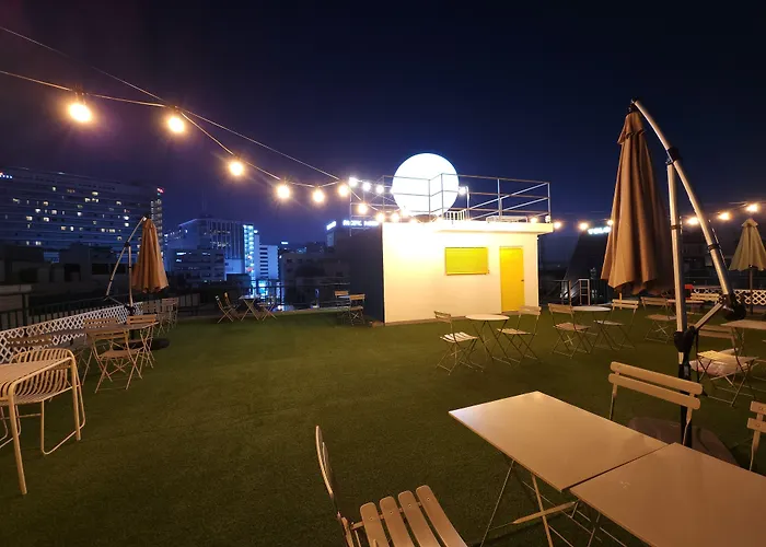 Хостел Oyo Myeongdong 5