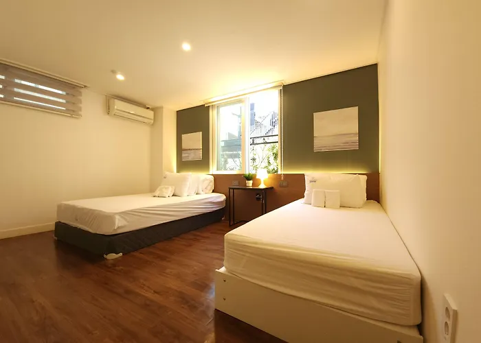 Hostel Oyo Myeongdong 5