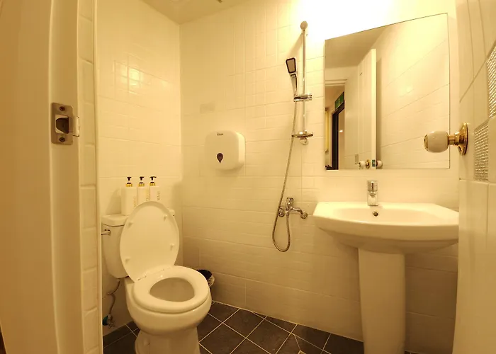 Oyo Myeongdong 5 Hostel